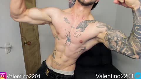 valentino online show from February 2025 12:51:01 AM