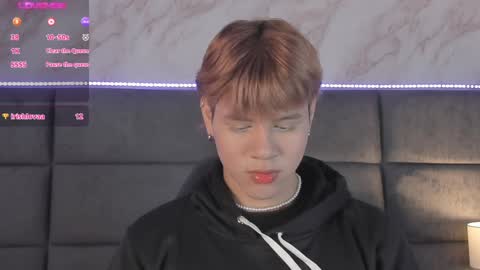 valentino moon online show from December 2024 03:04:02 AM