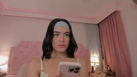 Vale Toro  online show from February 2026 12:25:01 PM