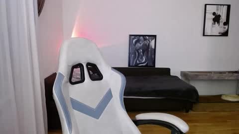 Snapshot of valents_cherry chatting on October 2025 05:24:02 PM Valentina online show from October 2025 05:24:02 PM