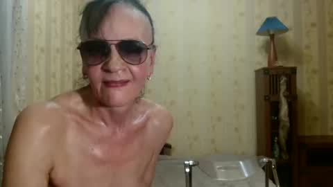 valentijm online show from March 2026 06:25:01 PM