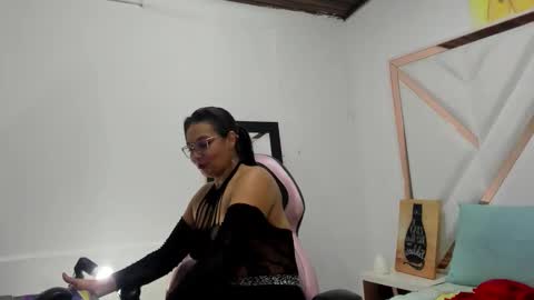 valeria_gil_ online show from February 2026 03:16:02 AM