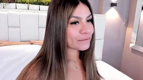 Snapshot of valeriagarciax chatting on February 2025 12:20:01 PM ValeriaGarciax online show from February 2025 12:20:01 PM