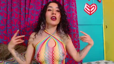 Snapshot of valerie_mase chatting on November 2025 08:55:01 PM vale online show from November 2025 08:55:01 PM