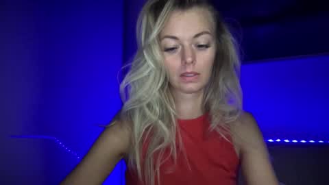 Valerie  online show from September 2025 10:15:02 AM