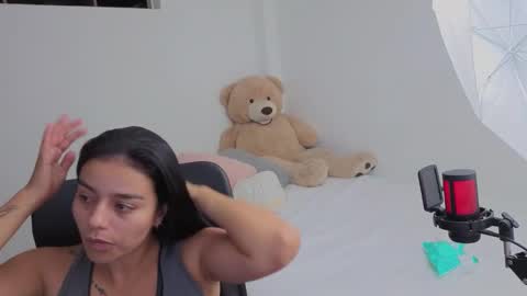 Juli C online show from February 2026 01:02:02 AM