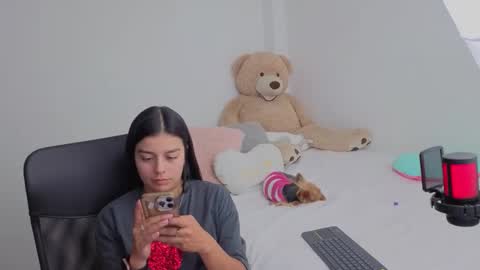 Juli C online show from March 2026 01:40:02 AM