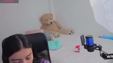 Juli C online show from April 2026 01:30:01 AM