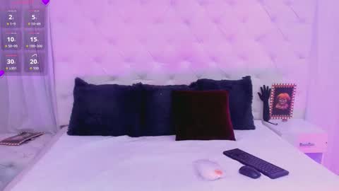 valeria111111 online show from October 2025 12:03:02 PM