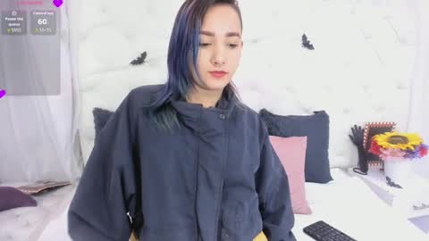 valeria111111 online show from October 2025 12:06:01 PM