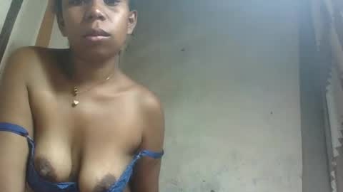 valerinezah online show from February 2026 07:21:02 AM