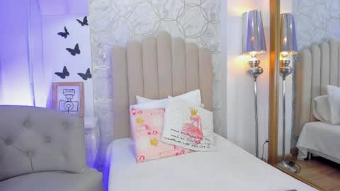   online show from April 2026 12:21:02 PM