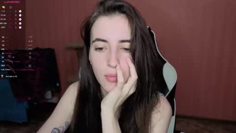 valeritiio online show from November 2025 04:33:02 AM