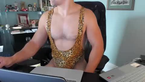 Snapshot of valeriusvitus99 chatting on November 2025 04:41:02 PM athletic ass muscles underwear smooth cock online show from November 2025 04:41:02 PM
