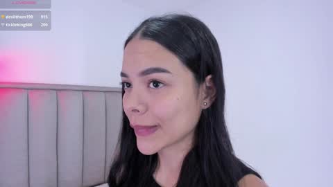 Cris  online show from January 2025 03:14:02 PM