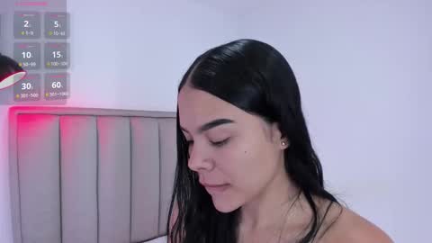 Cris  online show from September 2025 01:51:02 AM