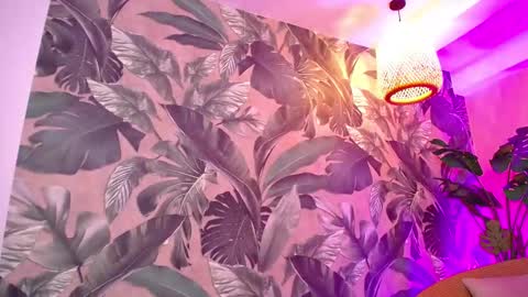 Snapshot of valery_blush chatting on November 2025 04:33:02 AM valery_blush online show from November 2025 04:33:02 AM