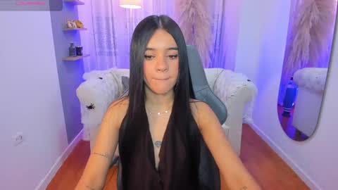 Valery Lane online show from October 2025 11:33:02 AM