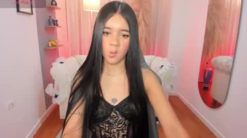 Valery Lane online show from October 2025 11:22:02 AM
