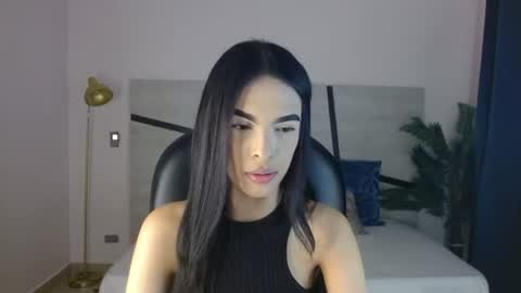 valery_restrepo online show from July 2026 07:49:01 PM