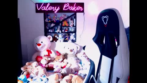 Snapshot of valerybaker1 chatting on October 2025 01:29:01 PM B V Naughty online show from October 2025 01:29:01 PM