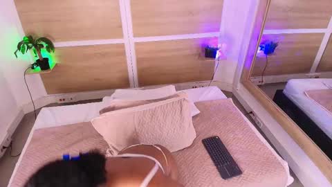 Valery  online show from January 2026 12:43:02 PM