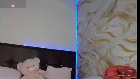 Snapshot of valeryfoxx1 chatting on September 2025 05:09:01 AM ValeryFox online show from September 2025 05:09:01 AM