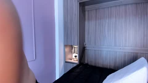 valerymeyerr online show from June 2026 12:22:01 PM