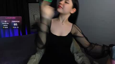 Snapshot of valeryohara__ chatting on February 2026 08:50:01 PM Valery 3 online show from February 2026 08:50:01 PM