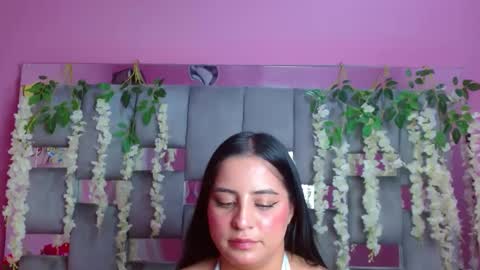 Snapshot of valerysexx_ chatting on December 2024 09:51:01 AM vale online show from December 2024 09:51:01 AM