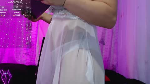 Snapshot of valerysnow_ chatting on January 2025 11:34:02 PM Valery online show from January 2025 11:34:02 PM