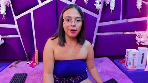 Snapshot of valerysweety__ chatting on July 2026 03:23:01 AM ValerySweety online show from July 2026 03:23:01 AM
