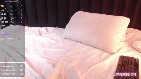 Valkiria moore  online show from December 2024 11:12:02 PM