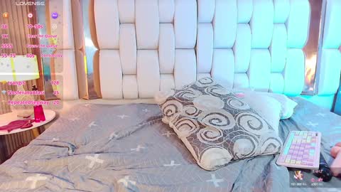 Valkiria moore  online show from January 2025 11:02:02 PM