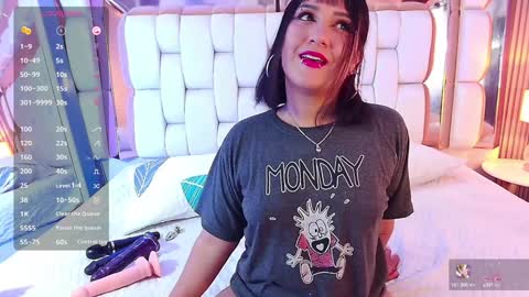 Valkiria moore  online show from February 2025 08:05:02 PM