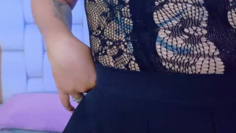 Valkiria moore  online show from October 2025 07:35:02 PM