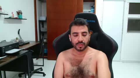 Snapshot of vallartamexi chatting on May 2026 04:50:01 AM Roberto Carlos online show from May 2026 04:50:01 AM