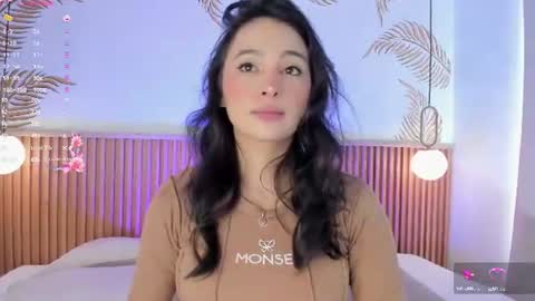 valleriie_ online show from July 2026 04:21:01 PM