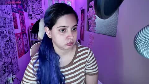 Snapshot of vallolet1_ chatting on September 2025 02:04:02 AM Im Violet online show from September 2025 02:04:02 AM
