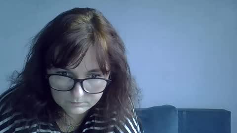 Snapshot of vally_bek1 chatting on November 2025 10:04:02 AM vally_bek1 online show from November 2025 10:04:02 AM