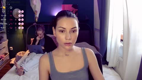 Snapshot of valorant_girl chatting on May 2026 03:44:02 PM Little Devil online show from May 2026 03:44:02 PM