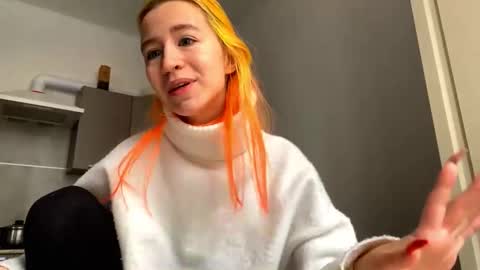 Emily online show from February 2026 07:25:01 AM