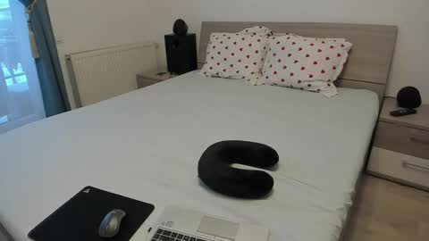 valyvalisimo online show from January 2026 06:50:01 AM