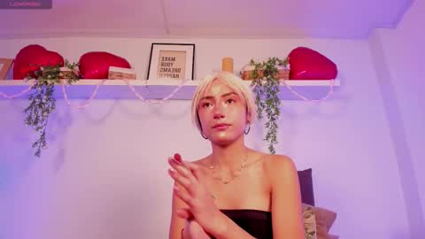 vamp  online show from February 2026 09:15:02 PM