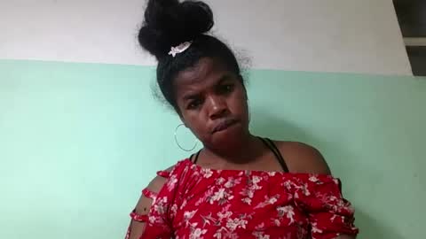 Snapshot of vanafiry chatting on January 2025 03:45:01 AM vanafiry online show from January 2025 03:45:01 AM