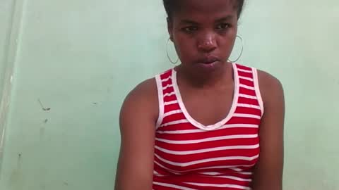 Snapshot of vanafiry chatting on January 2025 05:10:01 AM vanafiry online show from January 2025 05:10:01 AM