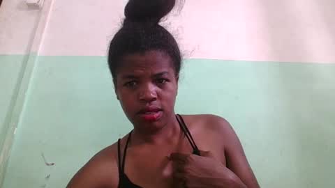 Snapshot of vanafiry chatting on January 2025 04:22:02 AM vanafiry online show from January 2025 04:22:02 AM