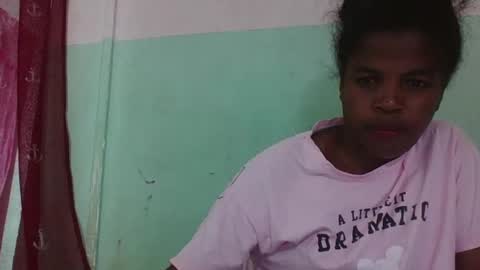 Snapshot of vanafiry chatting on January 2025 03:25:02 PM vanafiry online show from January 2025 03:25:02 PM