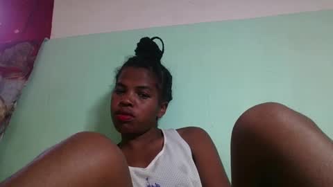 Snapshot of vanafiry chatting on January 2025 11:51:02 AM vanafiry online show from January 2025 11:51:02 AM