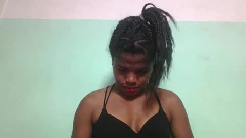 Snapshot of vanafiry chatting on January 2025 04:03:01 AM vanafiry online show from January 2025 04:03:01 AM